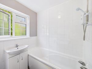 bathroom- click for photo gallery